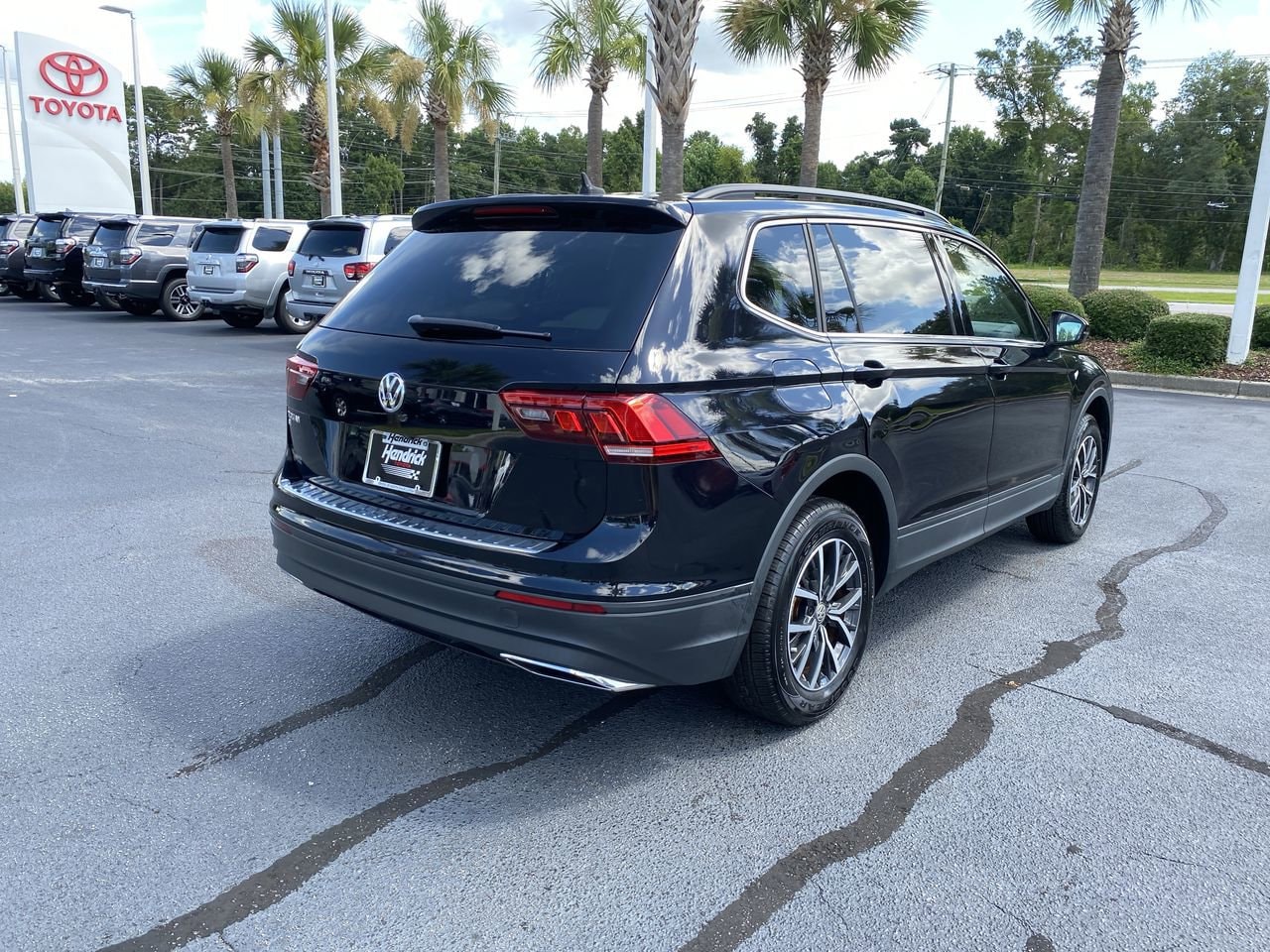 2019 Volkswagen Tiguan SE photo 4