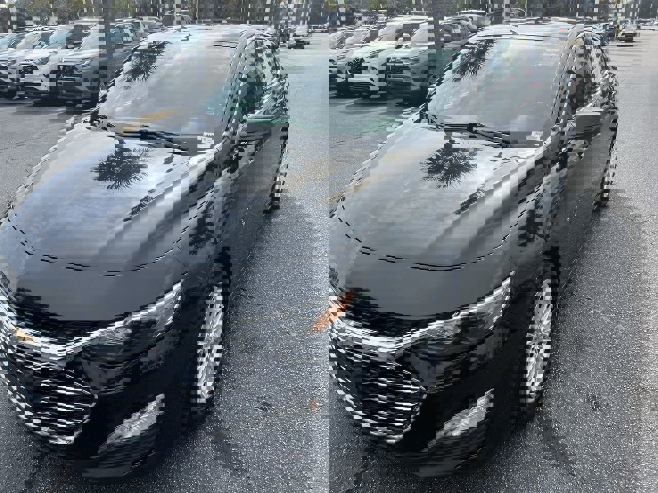 2024 Chevrolet Malibu LT photo 4