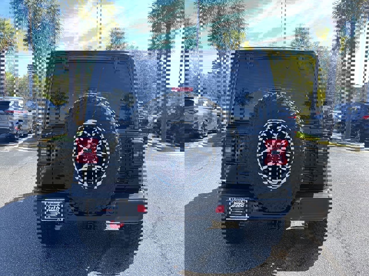 2025 Jeep Wrangler Rubicon photo 3