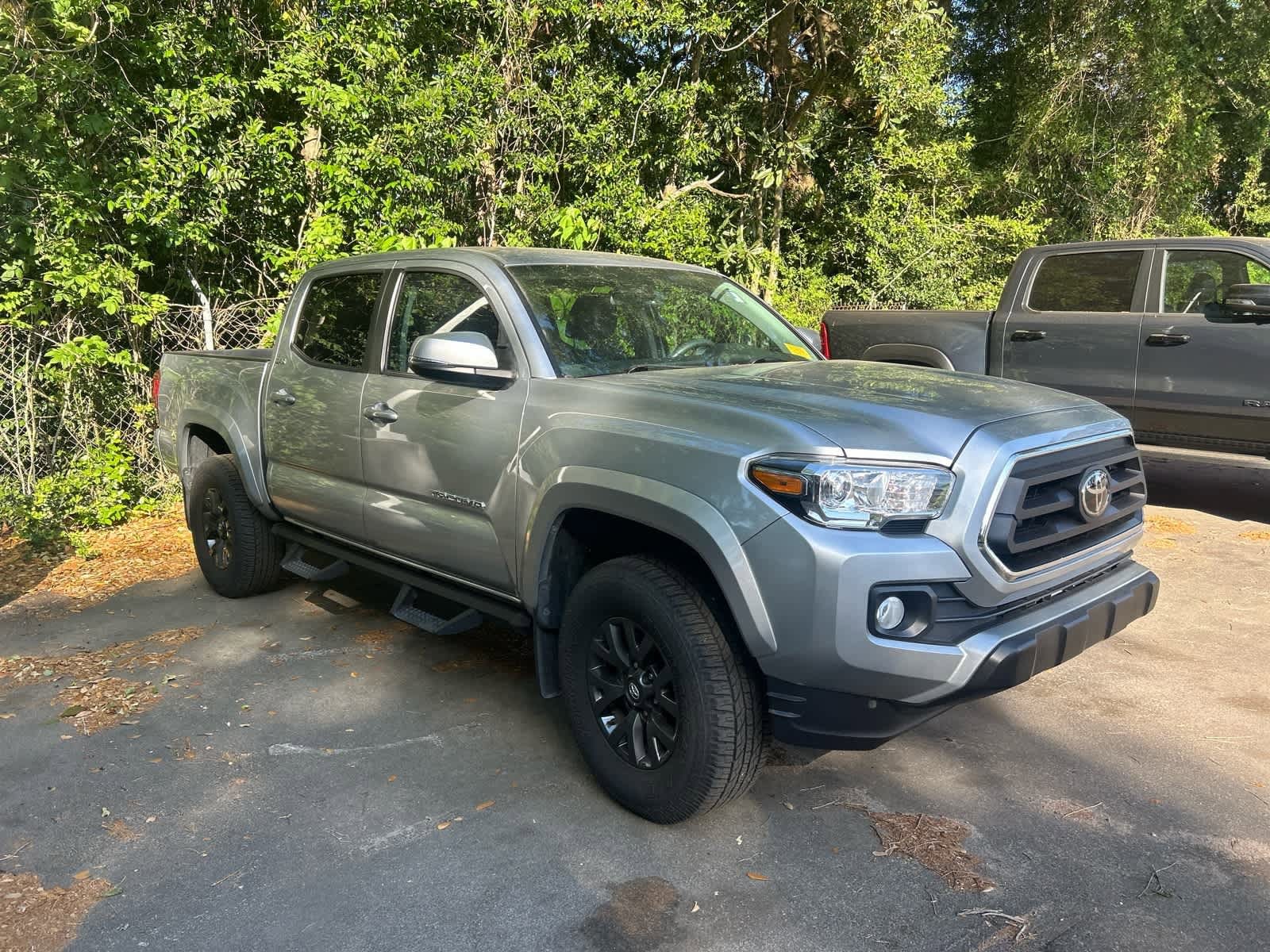 2023 Toyota Tacoma SR5 photo 3