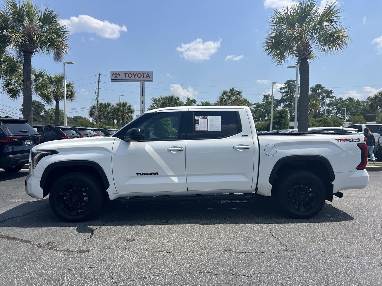 2023 Toyota Tundra SR5 photo 5