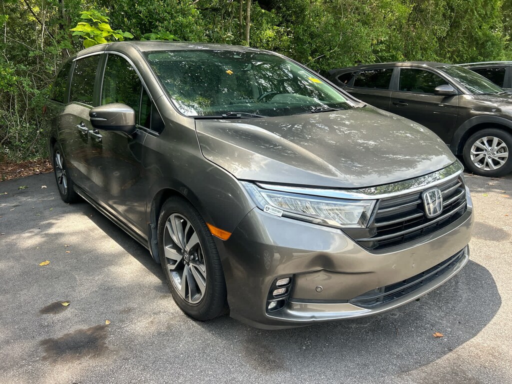 Used 2021 Honda Odyssey Touring Minivan