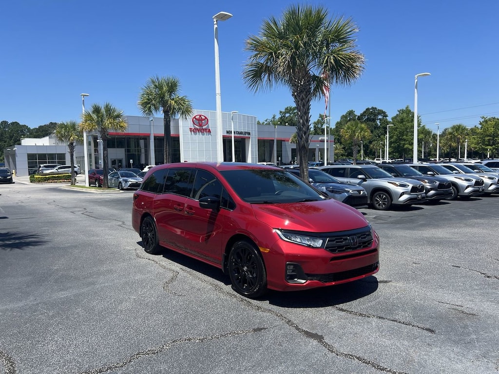 Used 2025 Honda Odyssey Sport-L Minivan