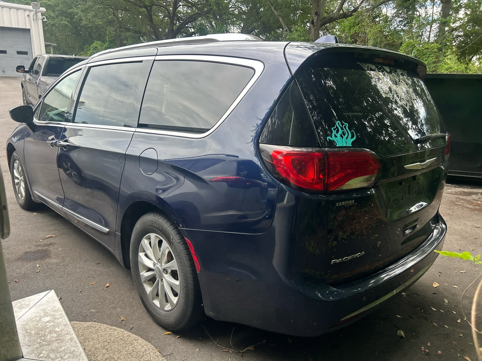 Chrysler Pacifica Touring L