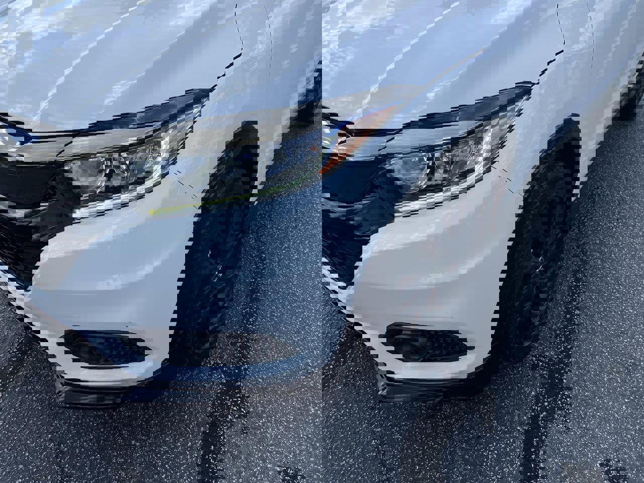 2021 Honda HR-V Sport photo 3