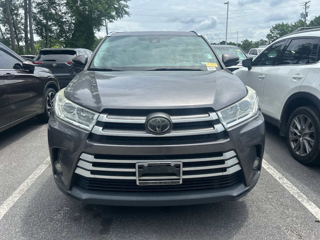 Used 2018 Toyota Highlander XLE SUV