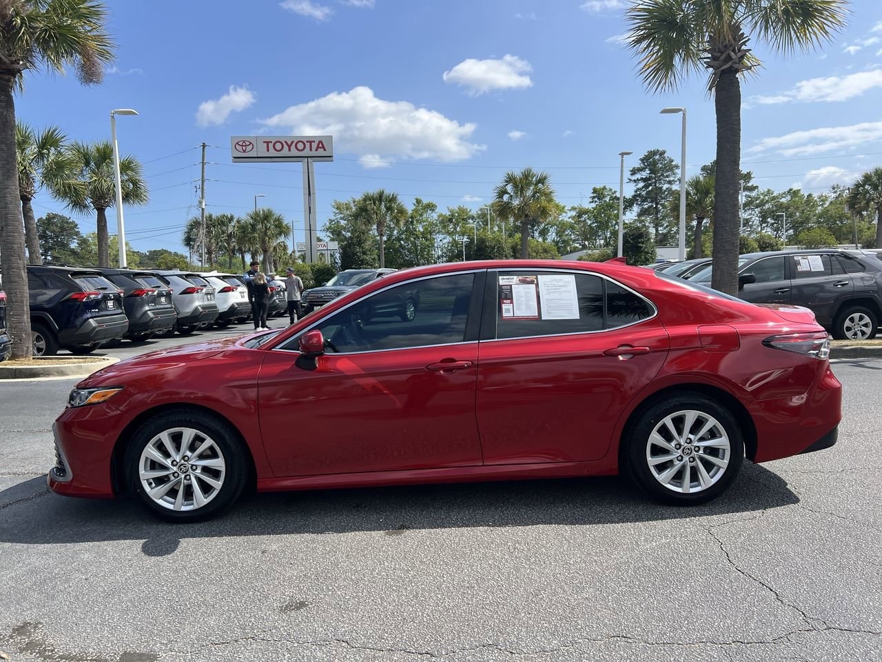 2023 Toyota Camry LE photo 6