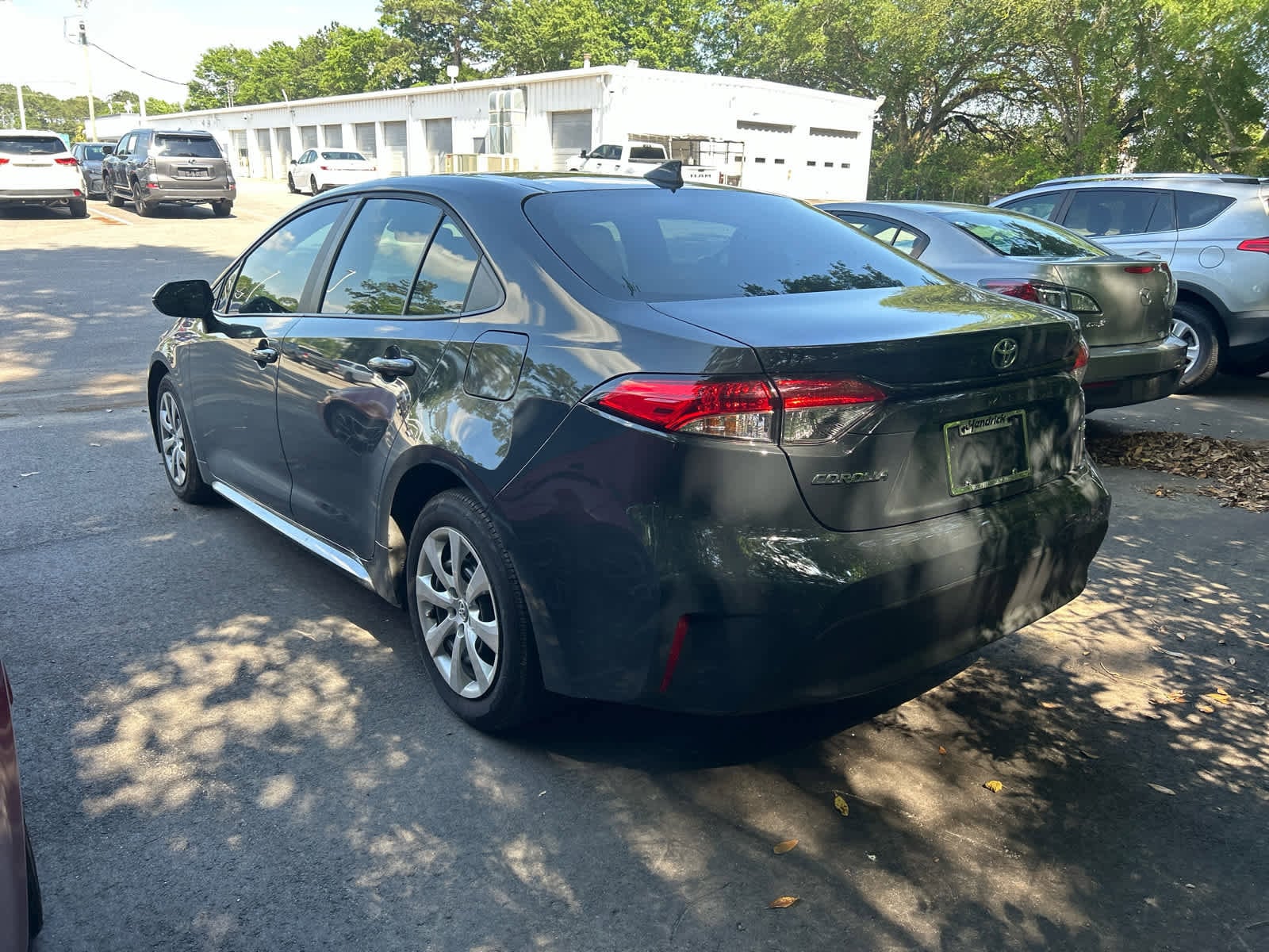 2025 Toyota Corolla LE photo 6