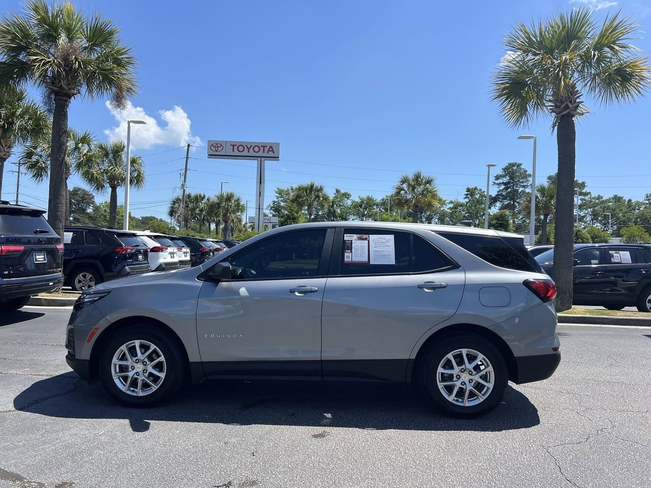 2024 Chevrolet Equinox LS photo 6