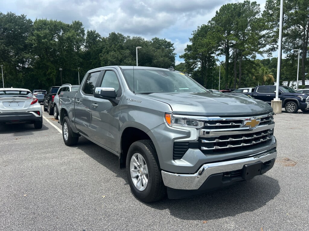 Used 2025 Chevrolet Silverado 1500 LT Pickup