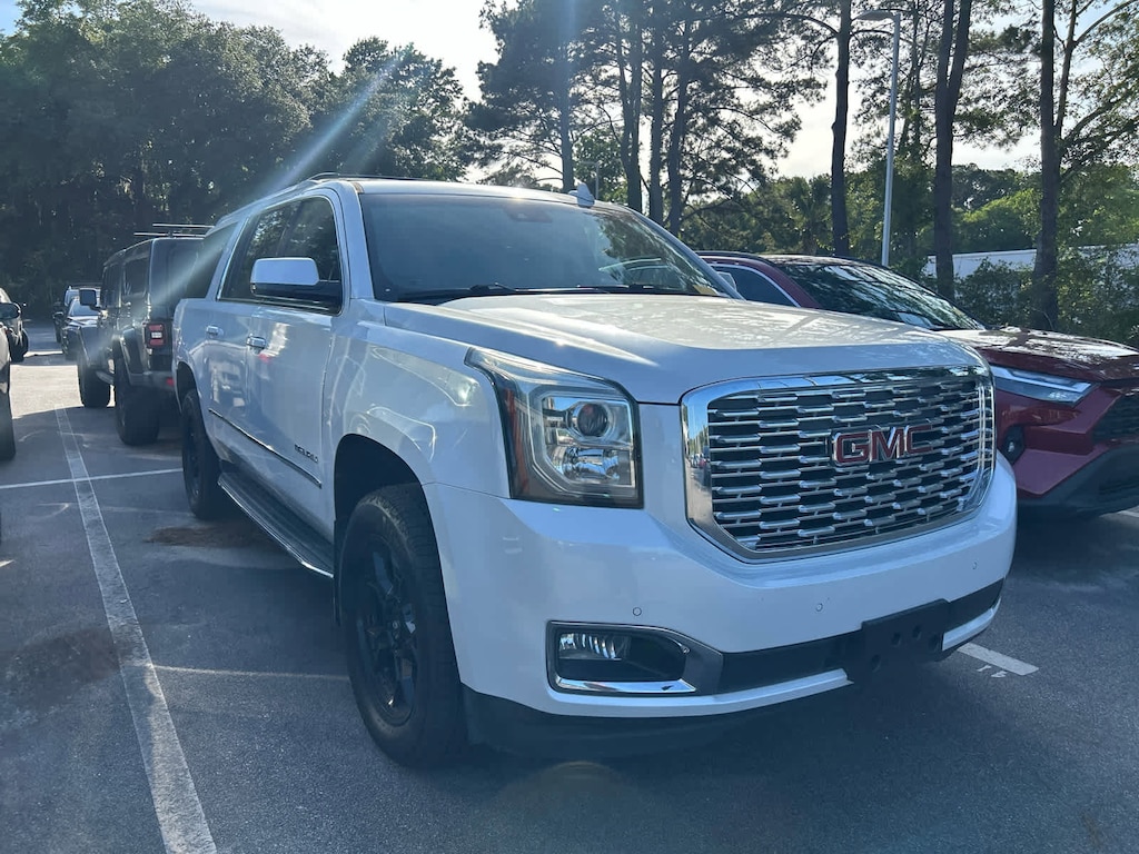 Used 2020 GMC Yukon XL Denali SUV