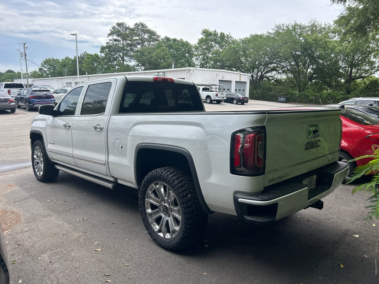 2018 GMC Sierra 1500 Denali photo 2