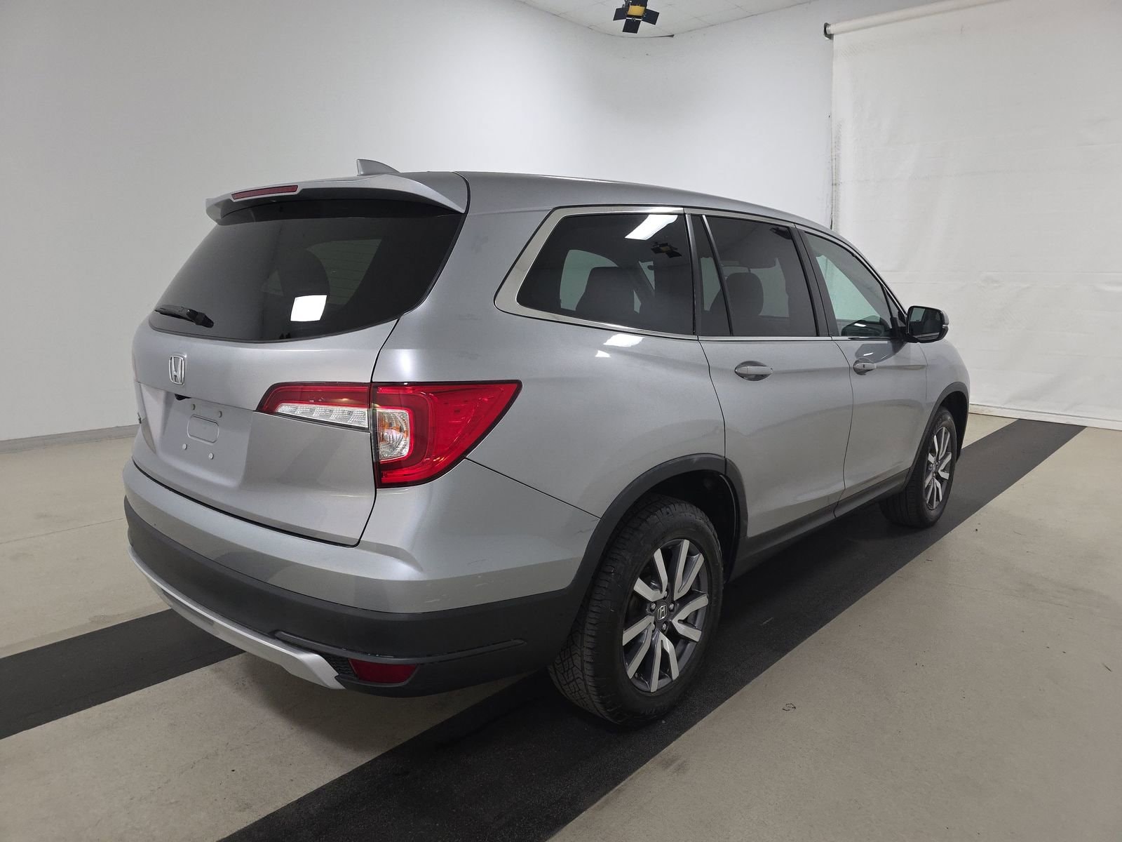 2021 Honda Pilot EX photo 4