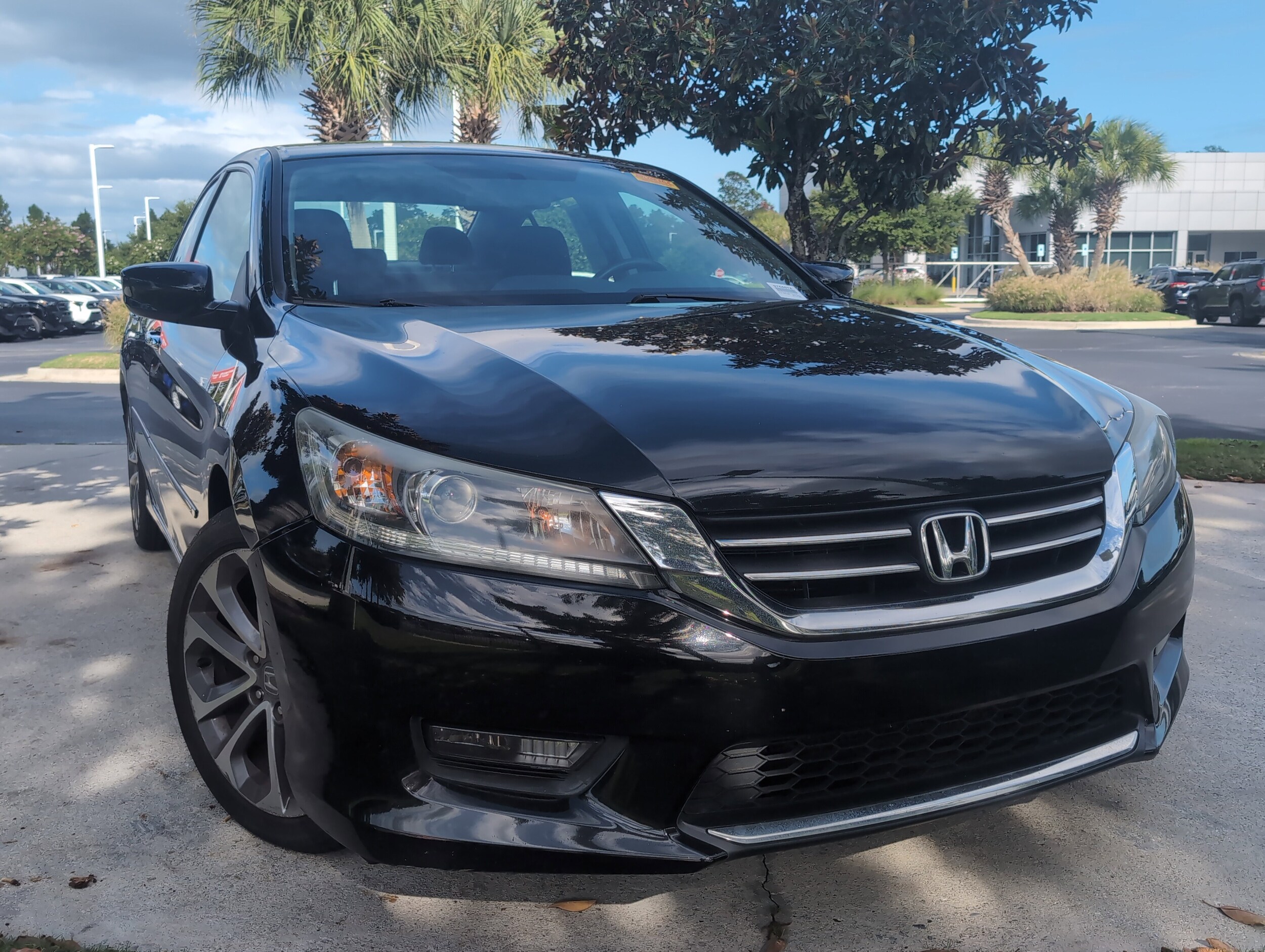 2015 Honda Accord Sport photo 2