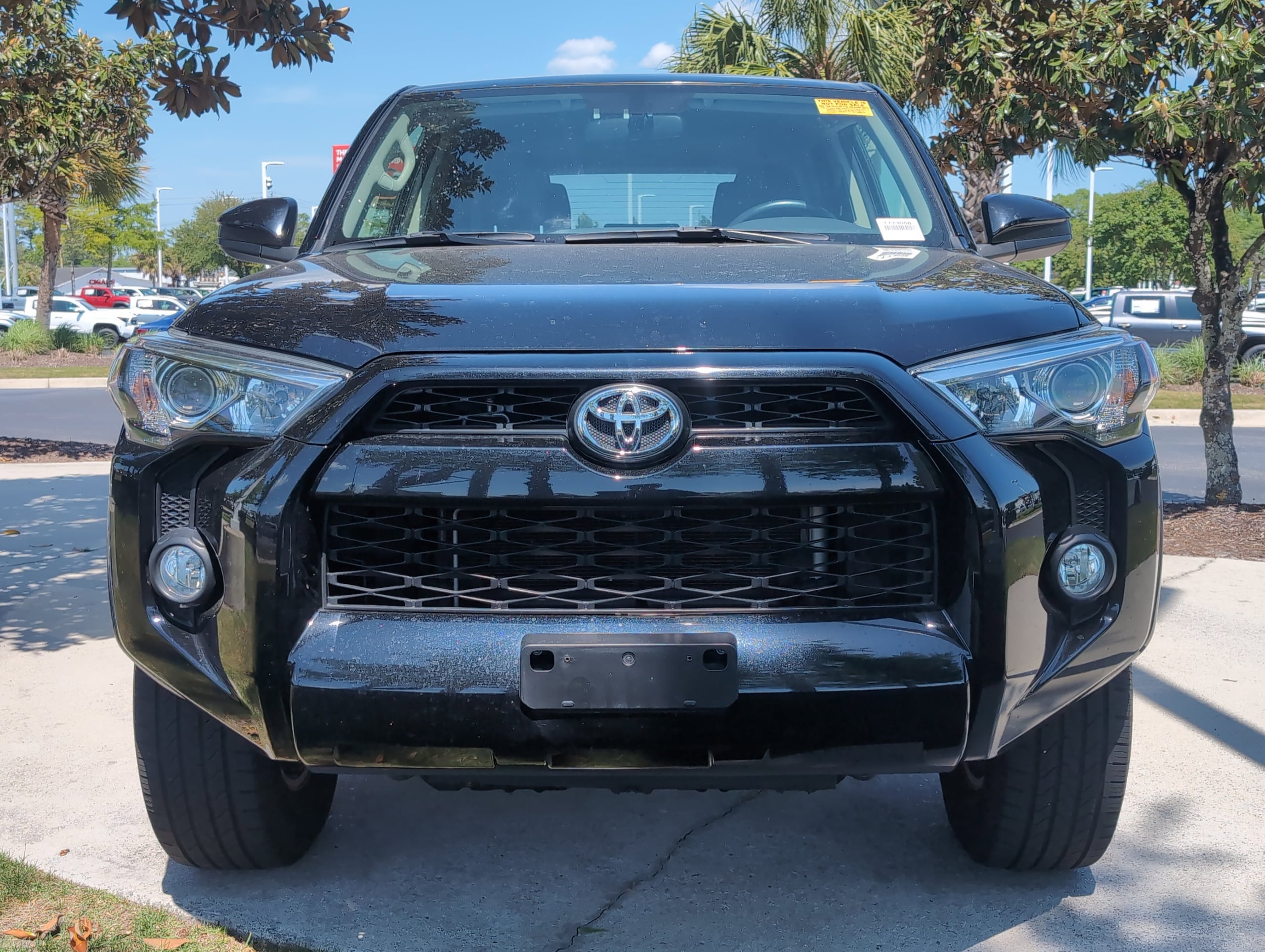 2016 Toyota 4Runner SR5 photo 3