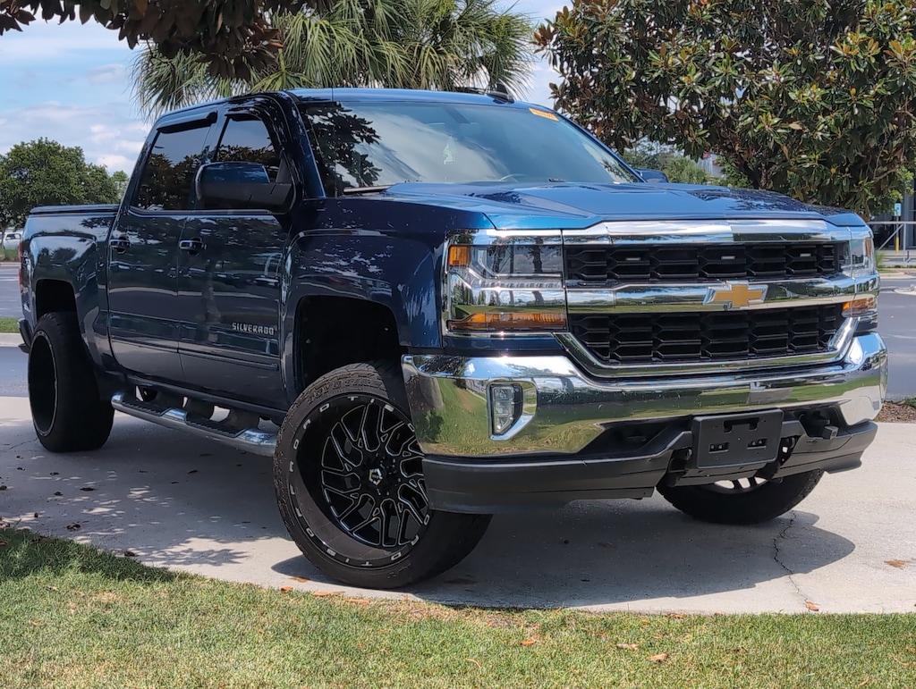 Used 2018 Chevrolet Silverado 1500 LT Pickup