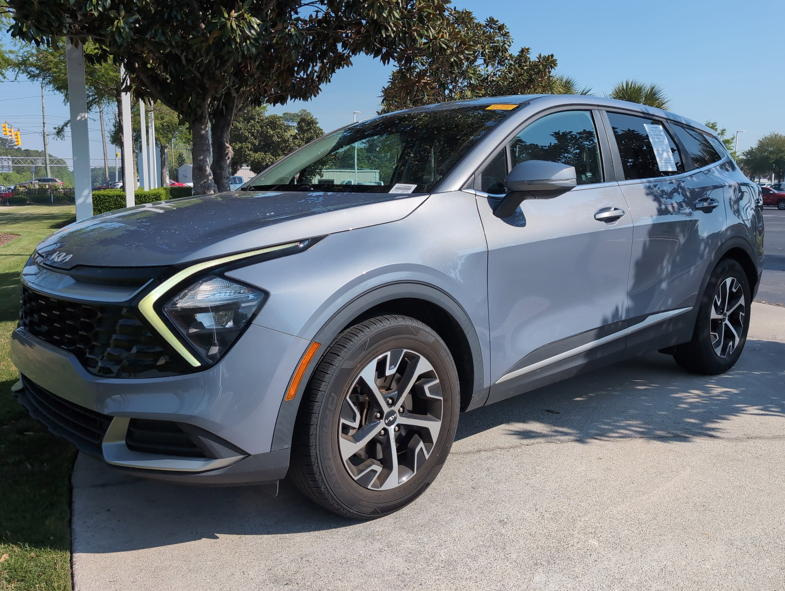 2023 Kia Sportage EX photo 5