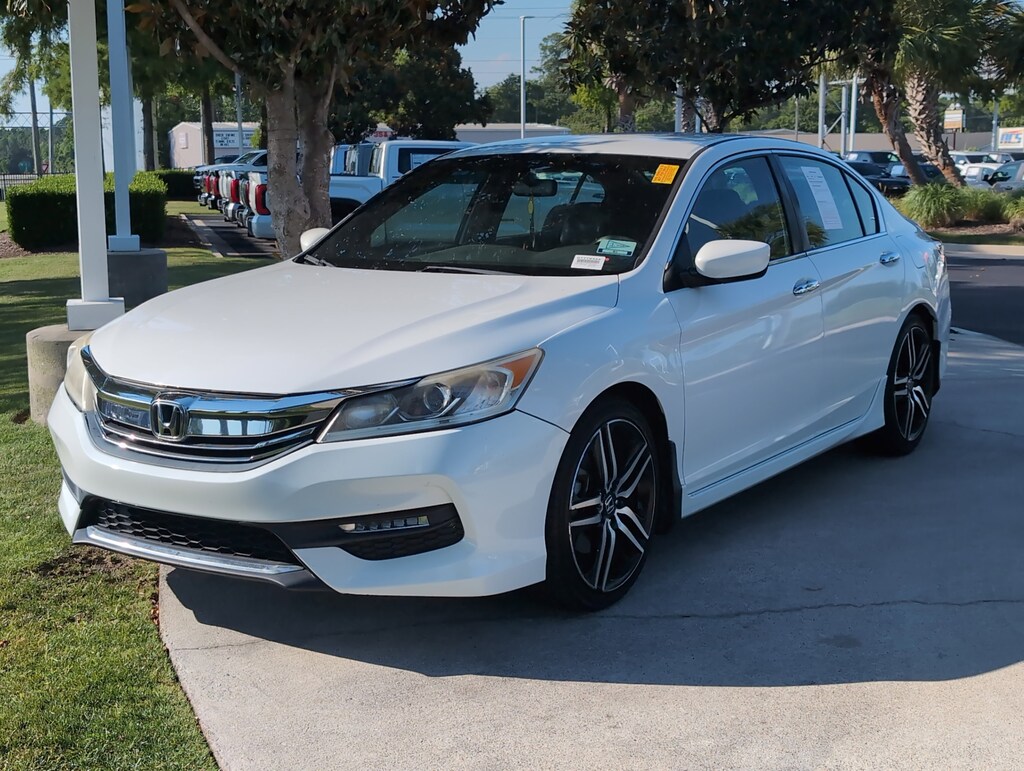 Used 2017 Honda Accord Sport SE Sedan