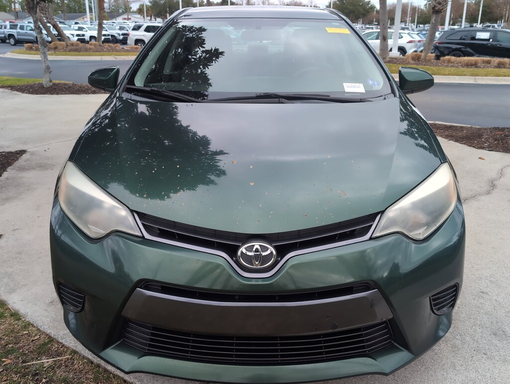 Used 2015 Toyota Corolla LE Sedan