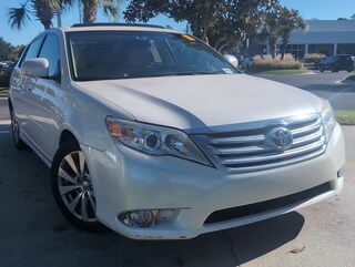 2011 Toyota Avalon Limited Sedan