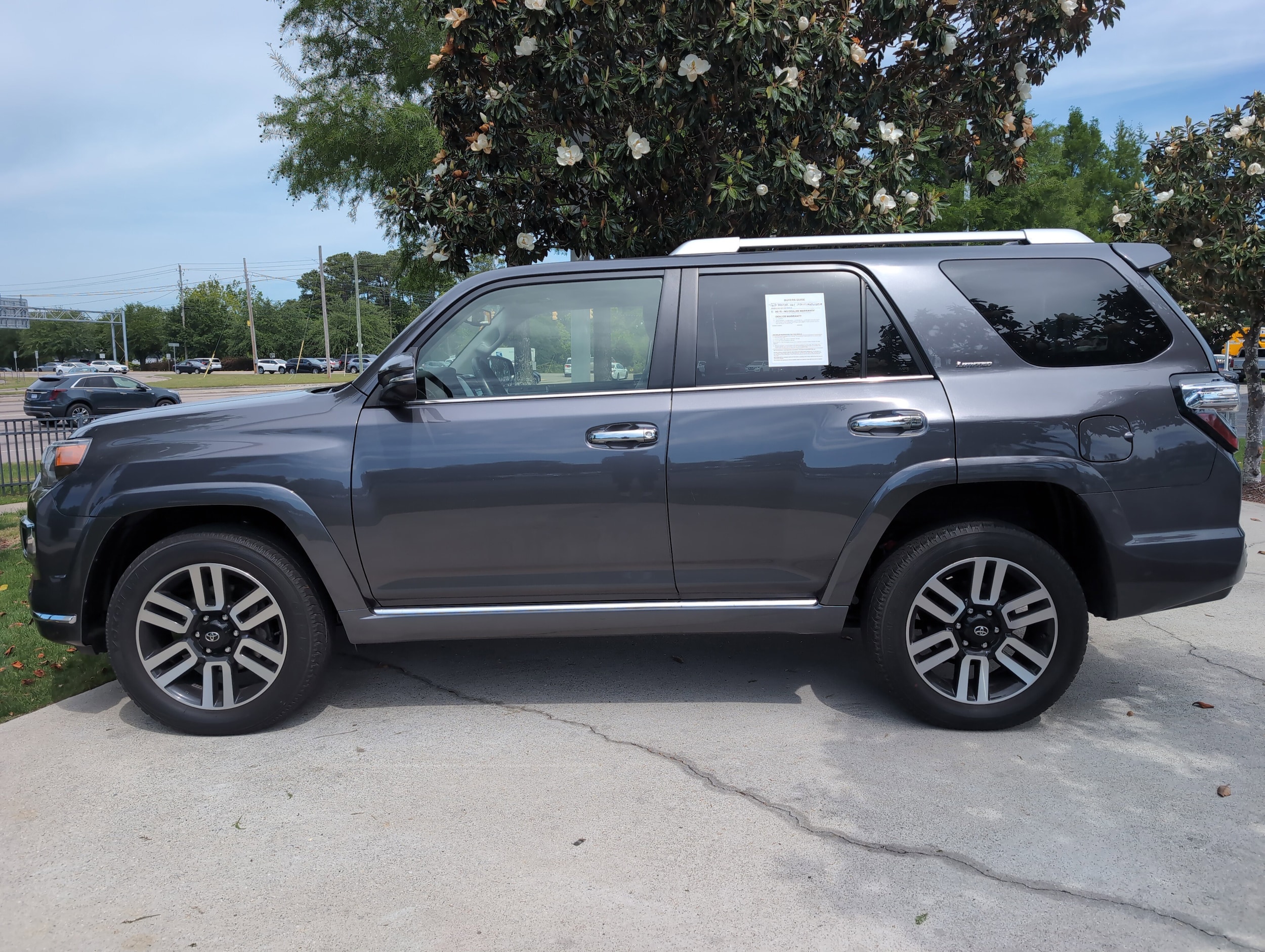 2023 Toyota 4Runner Limited photo 6