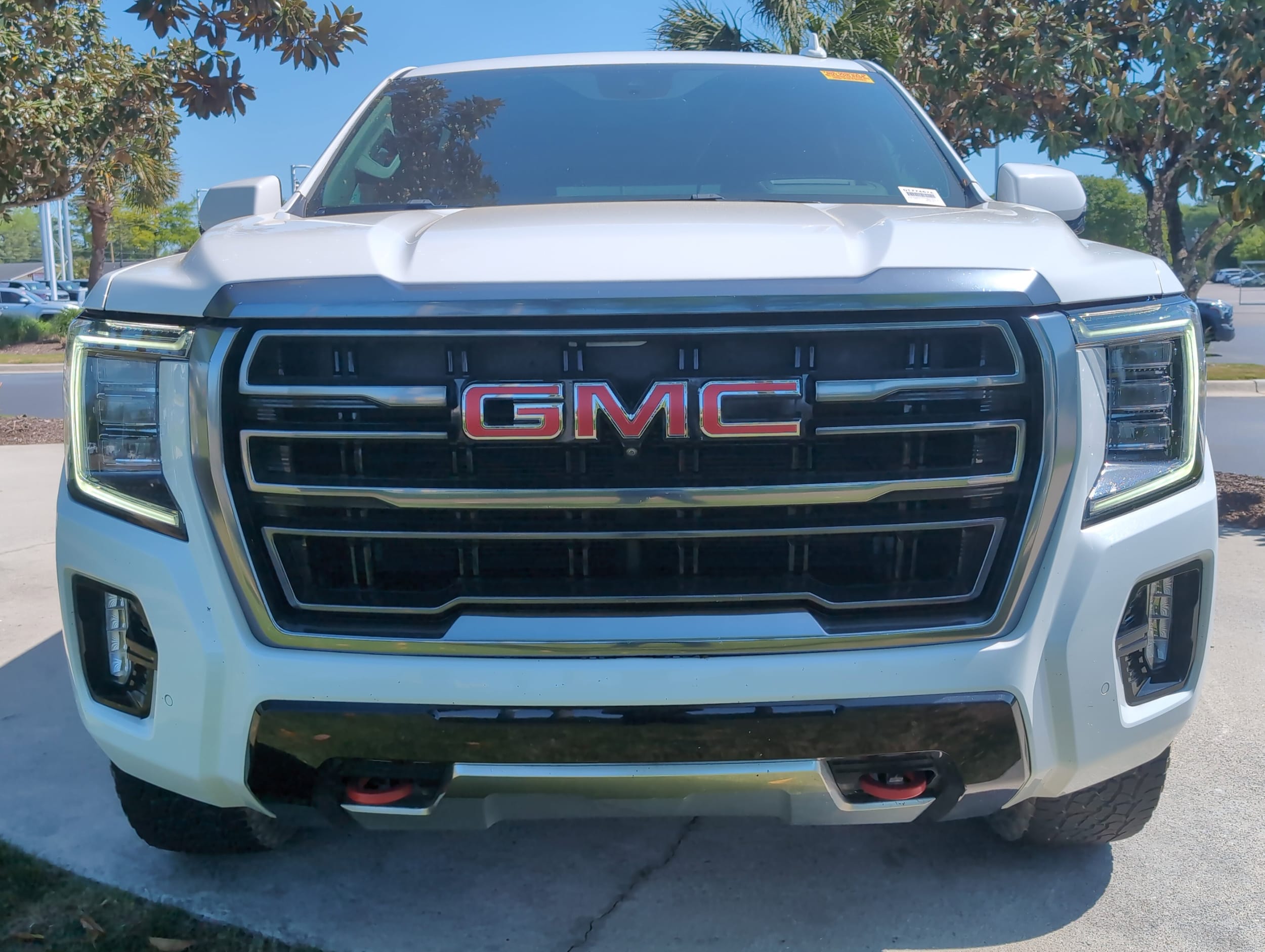 2023 GMC Yukon XL AT4 photo 2