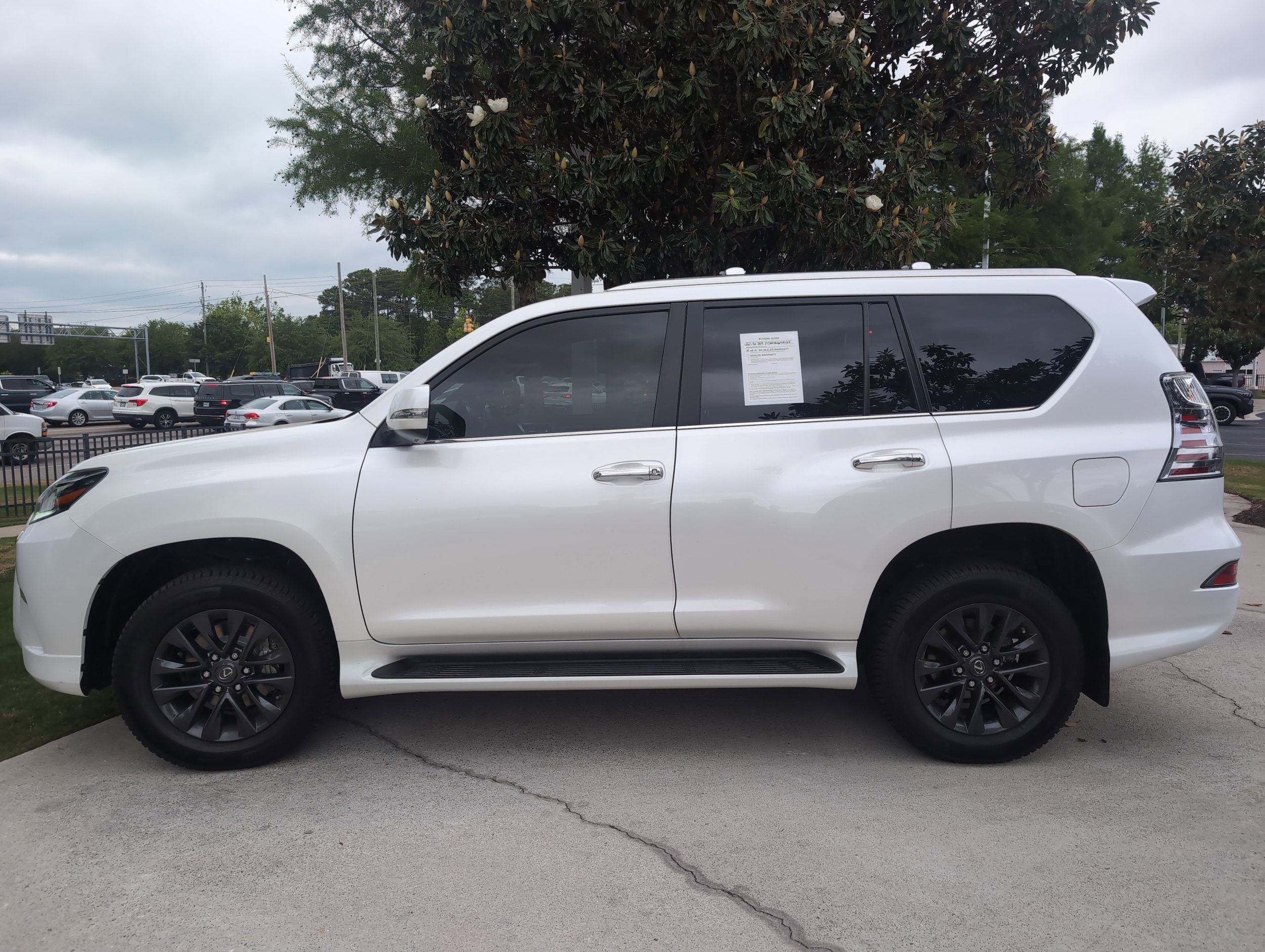 2023 LEXUS GX GX 460 Premium photo 6