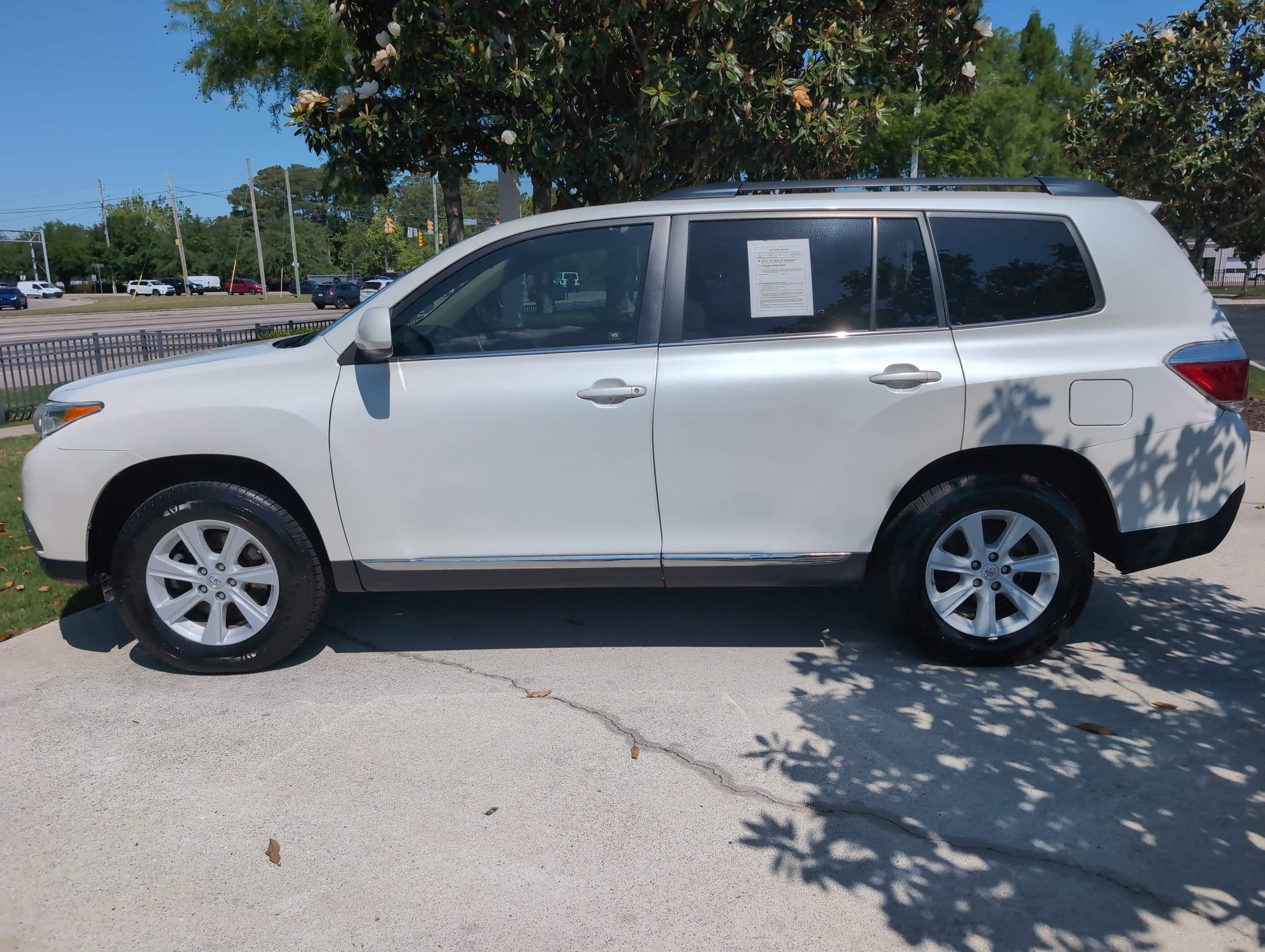 2013 Toyota Highlander SE photo 6