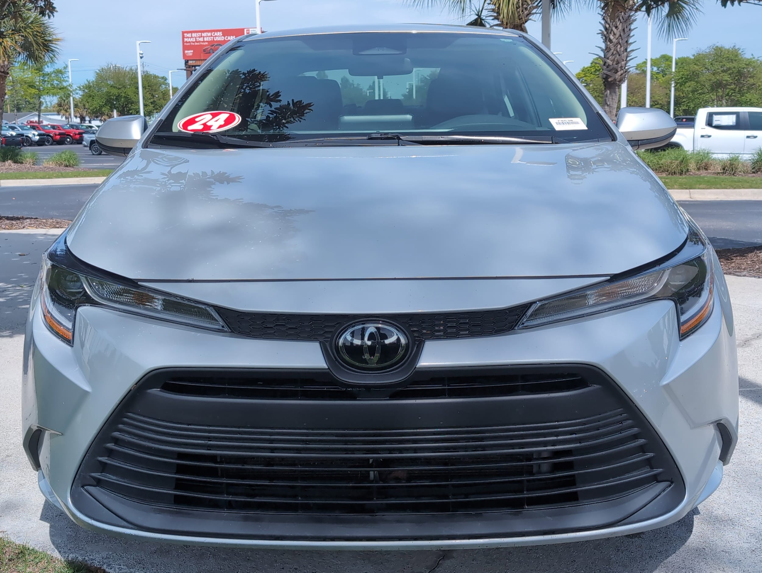 2024 Toyota Corolla LE photo 2