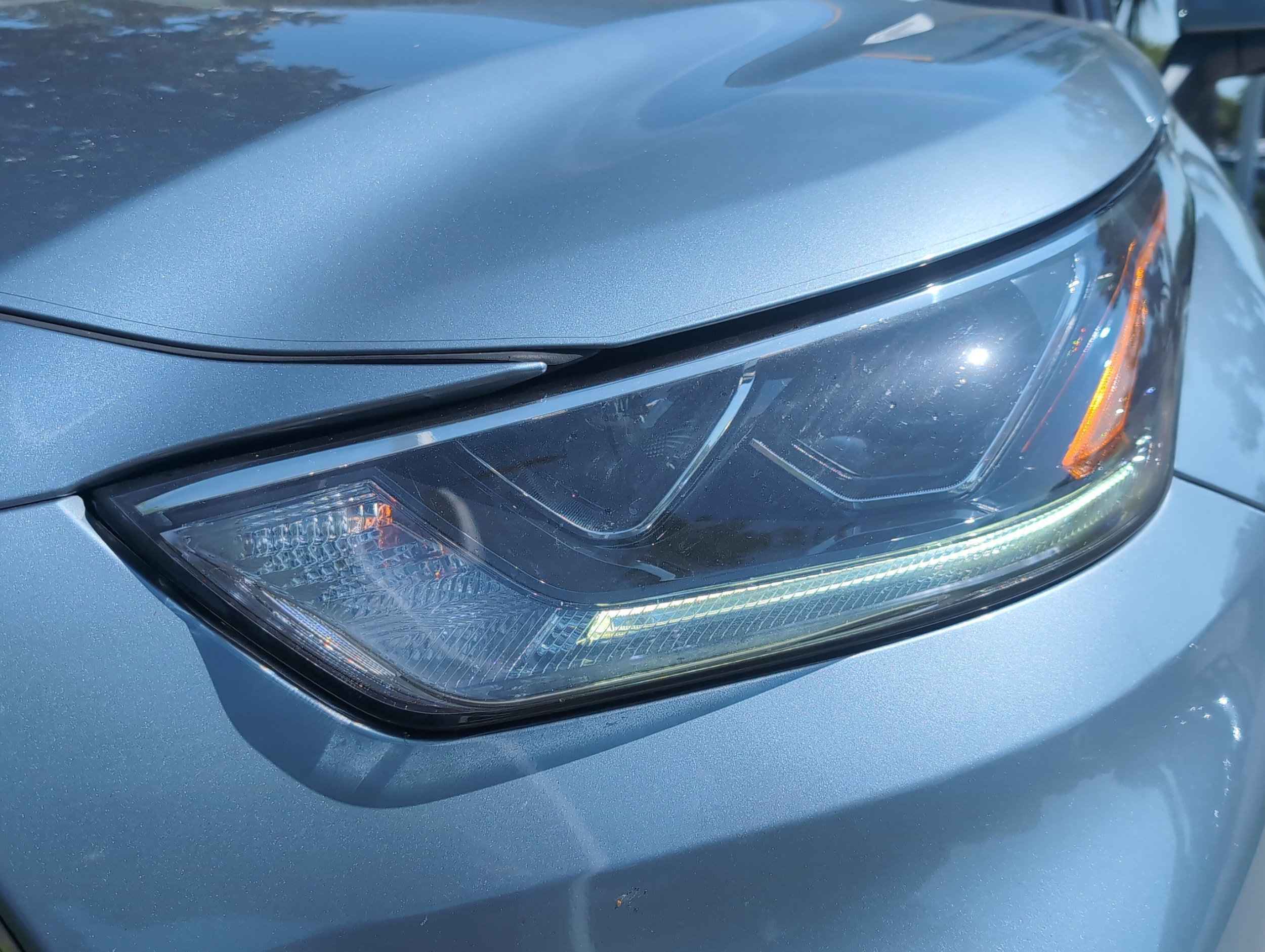 2023 Toyota Highlander Hybrid Limited photo 5