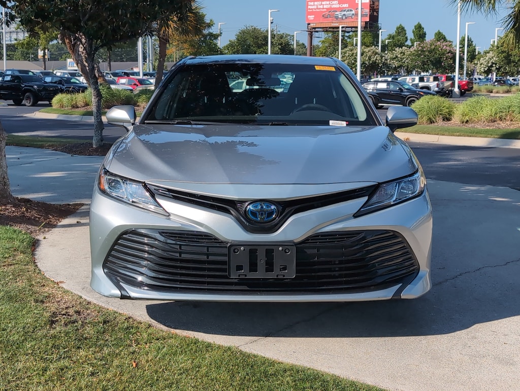 Used 2019 Toyota Camry Hybrid LE Sedan