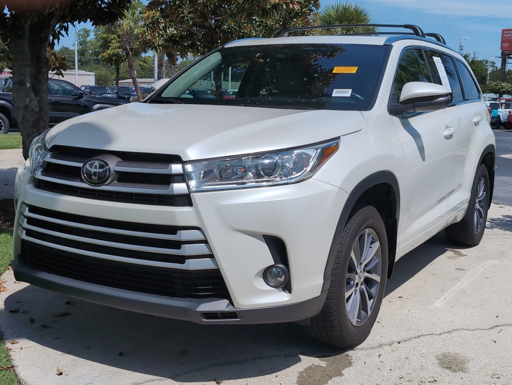 Used 2018 Toyota Highlander XLE SUV