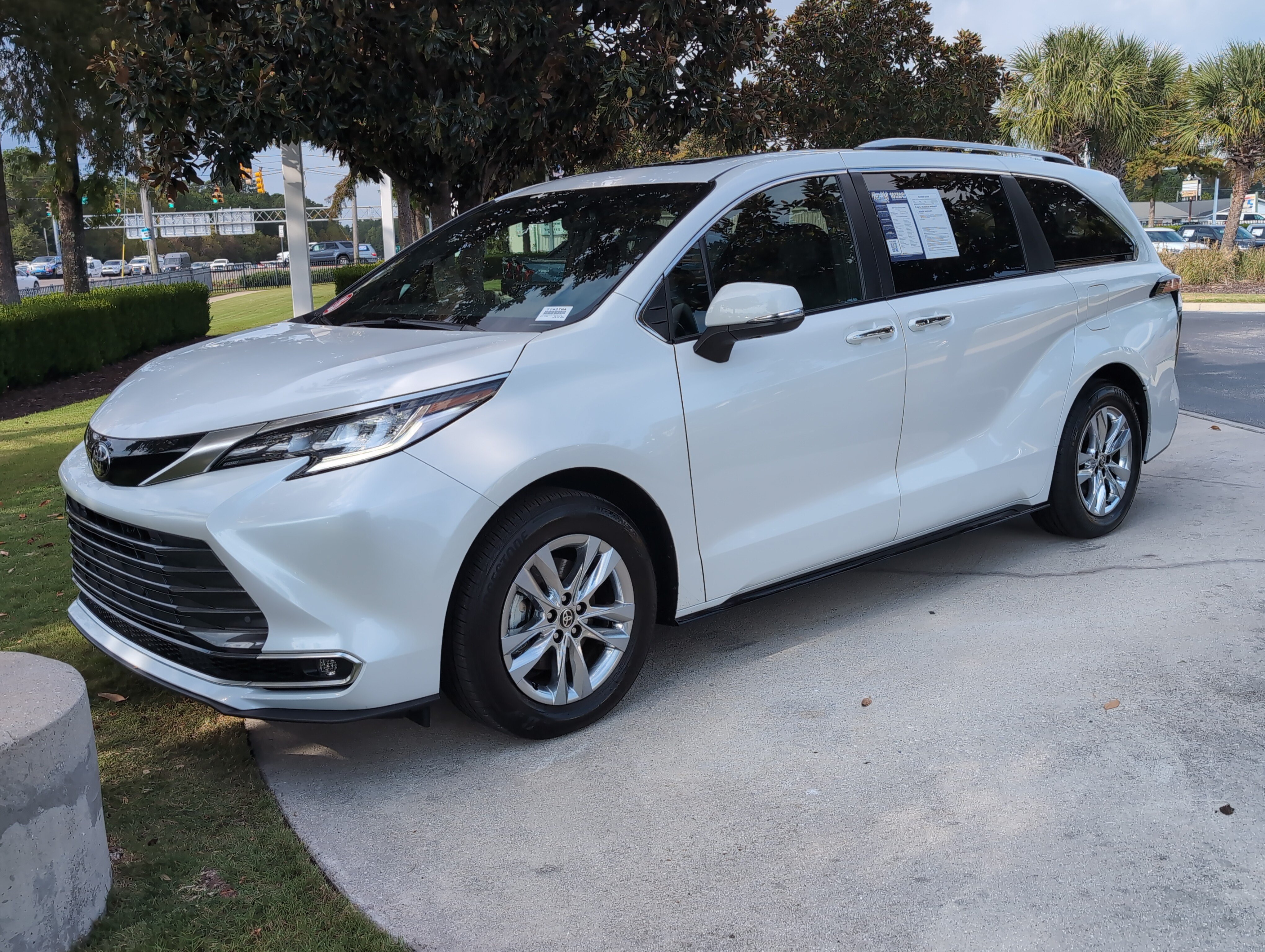 Used 2026 Toyota Sienna Limited Minivan