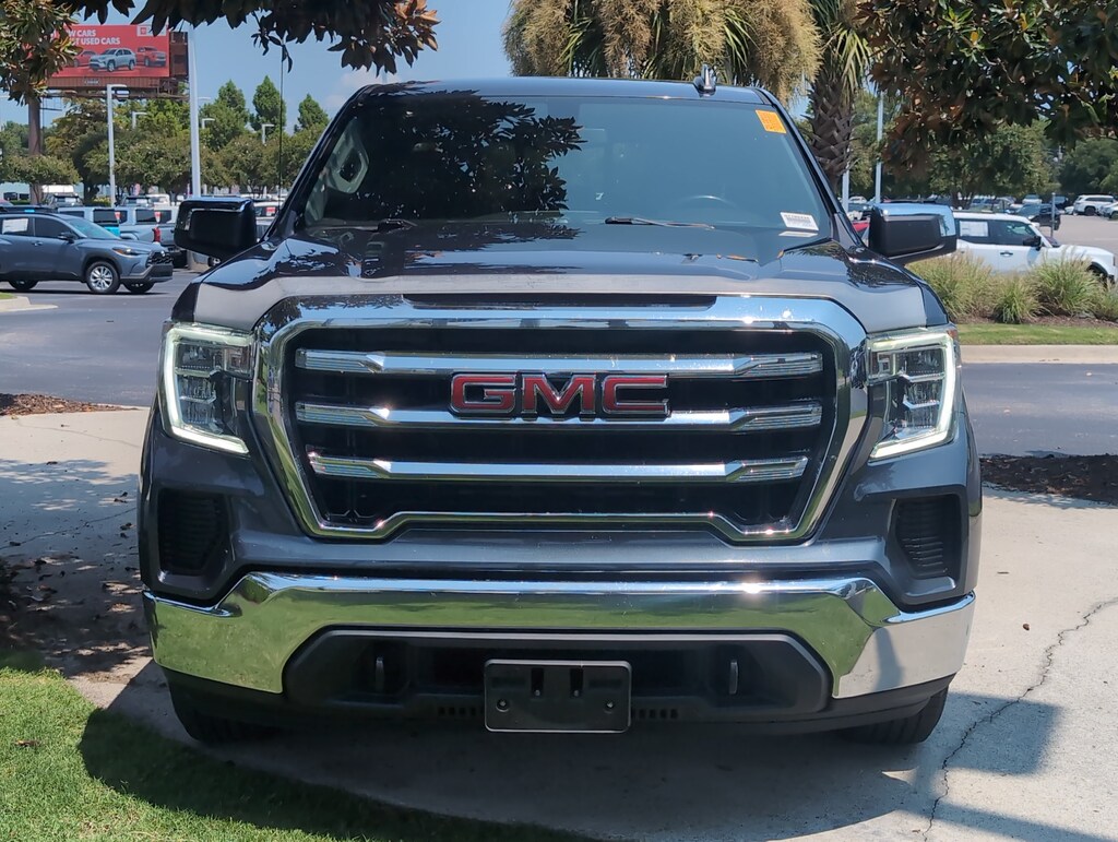 Used 2021 GMC Sierra 1500 SLE Pickup