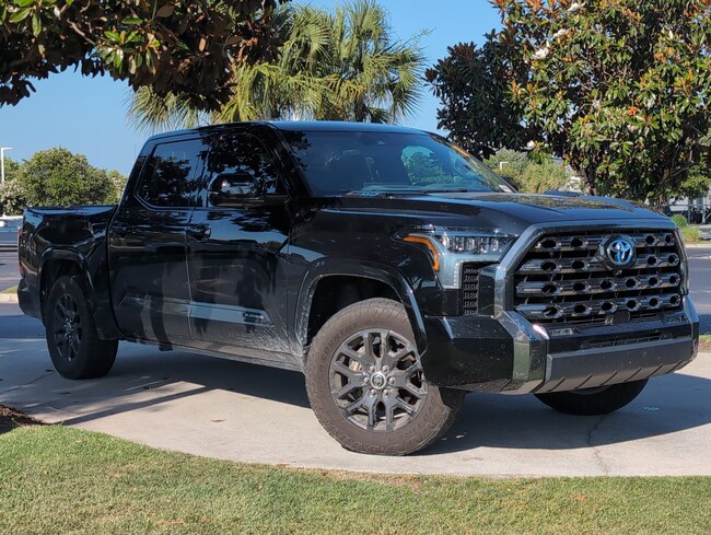 2022 Toyota Tundra 4WD Platinum Hybrid Pickup