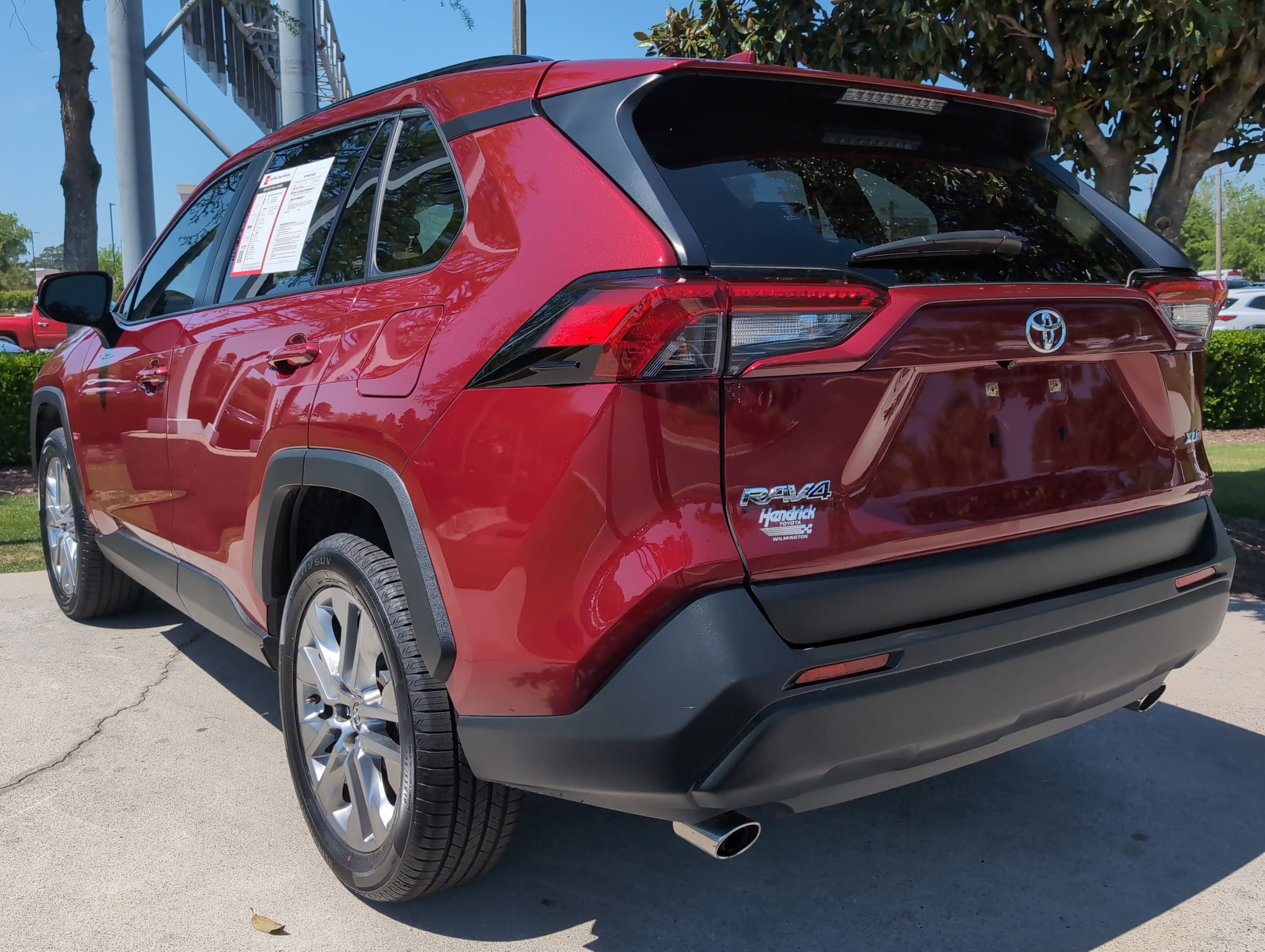 2025 Toyota RAV4 XLE Premium photo 3