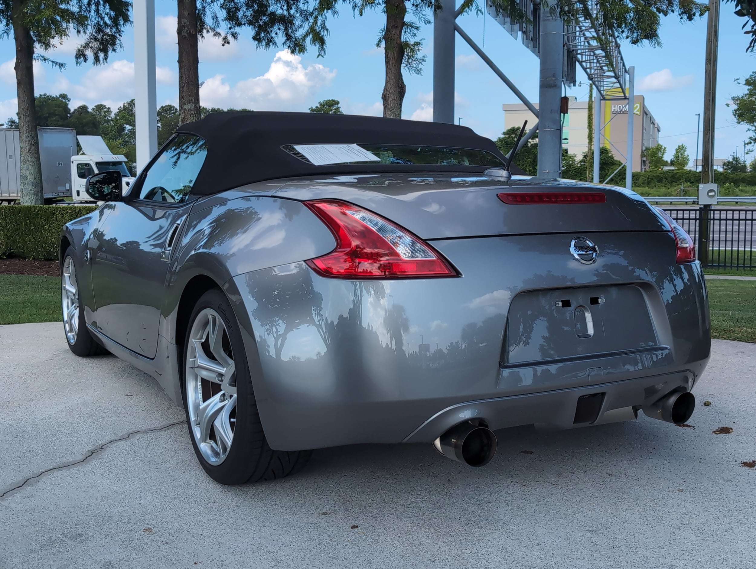 Nissan 370Z Touring