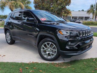 2023 Jeep Compass Latitude Lux SUV
