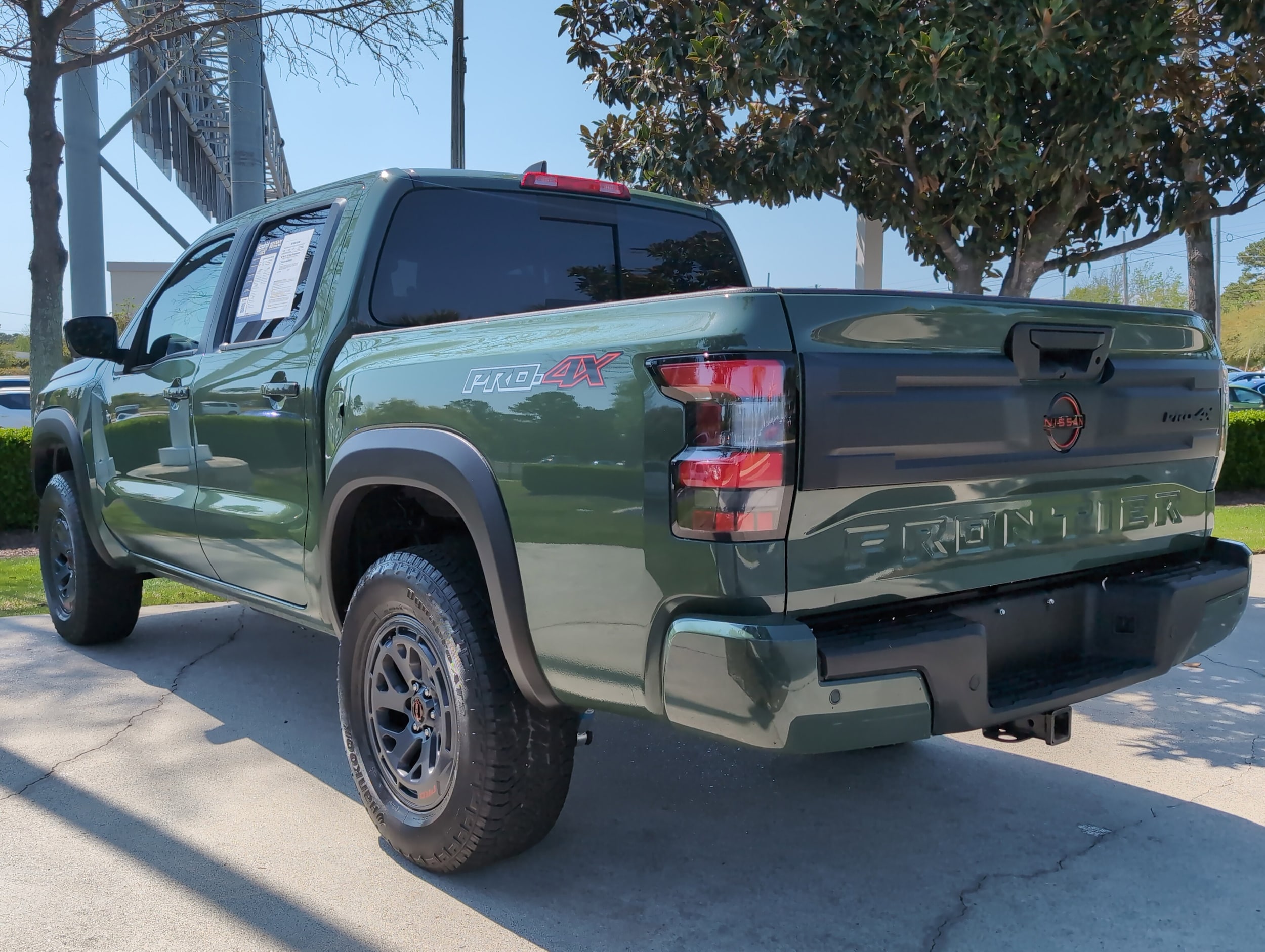 2025 Nissan Frontier PRO-4X photo 3