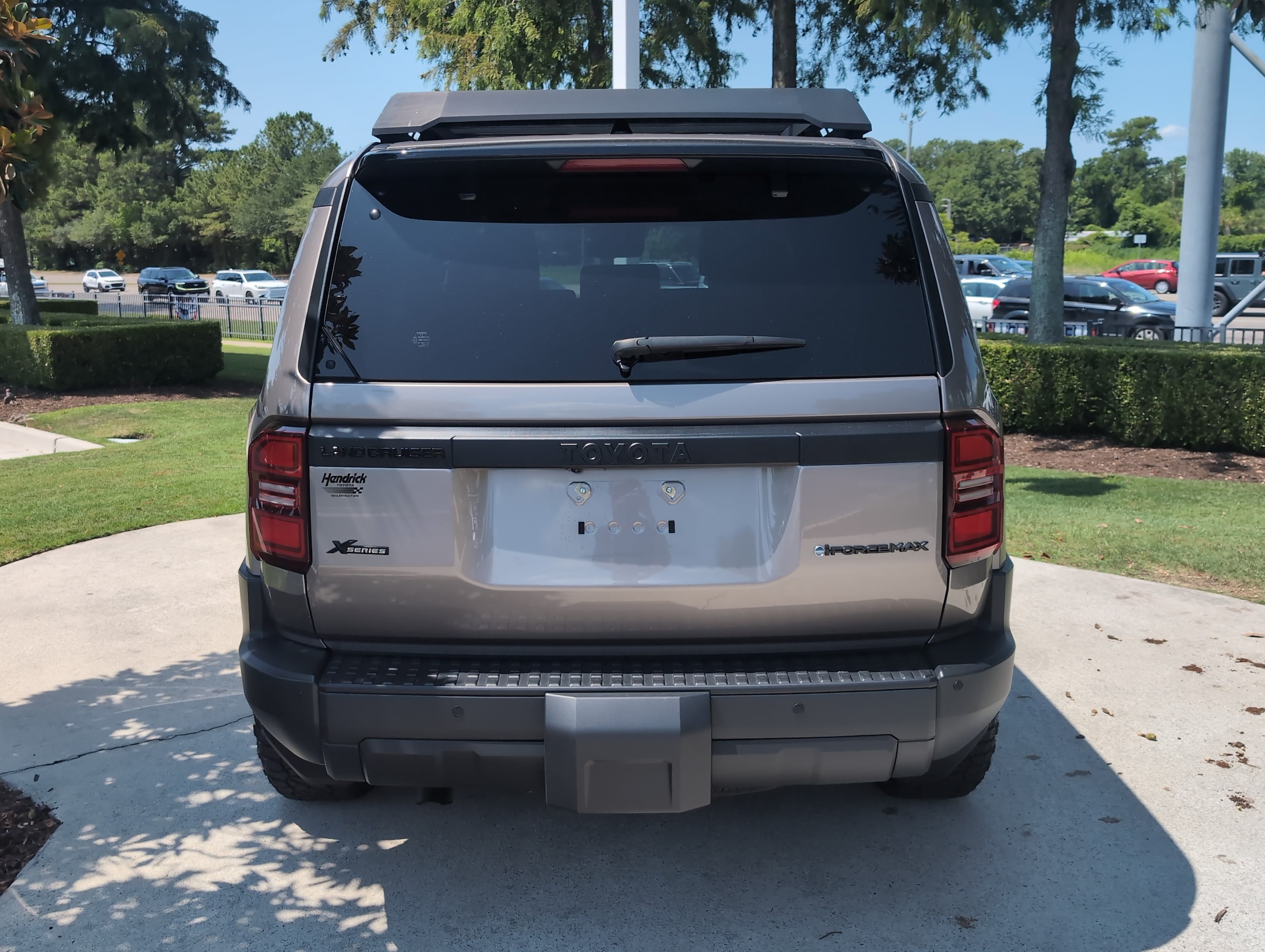 2025 Toyota Land Cruiser 9