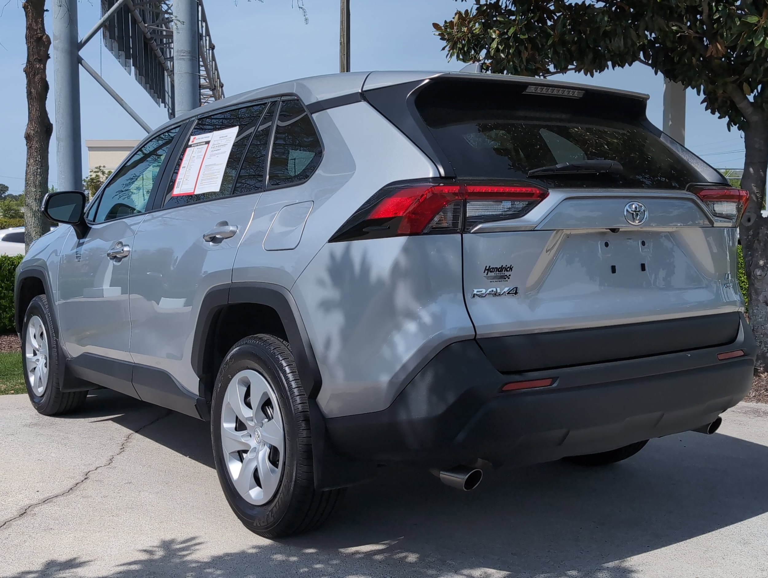 2024 Toyota RAV4 LE photo 3