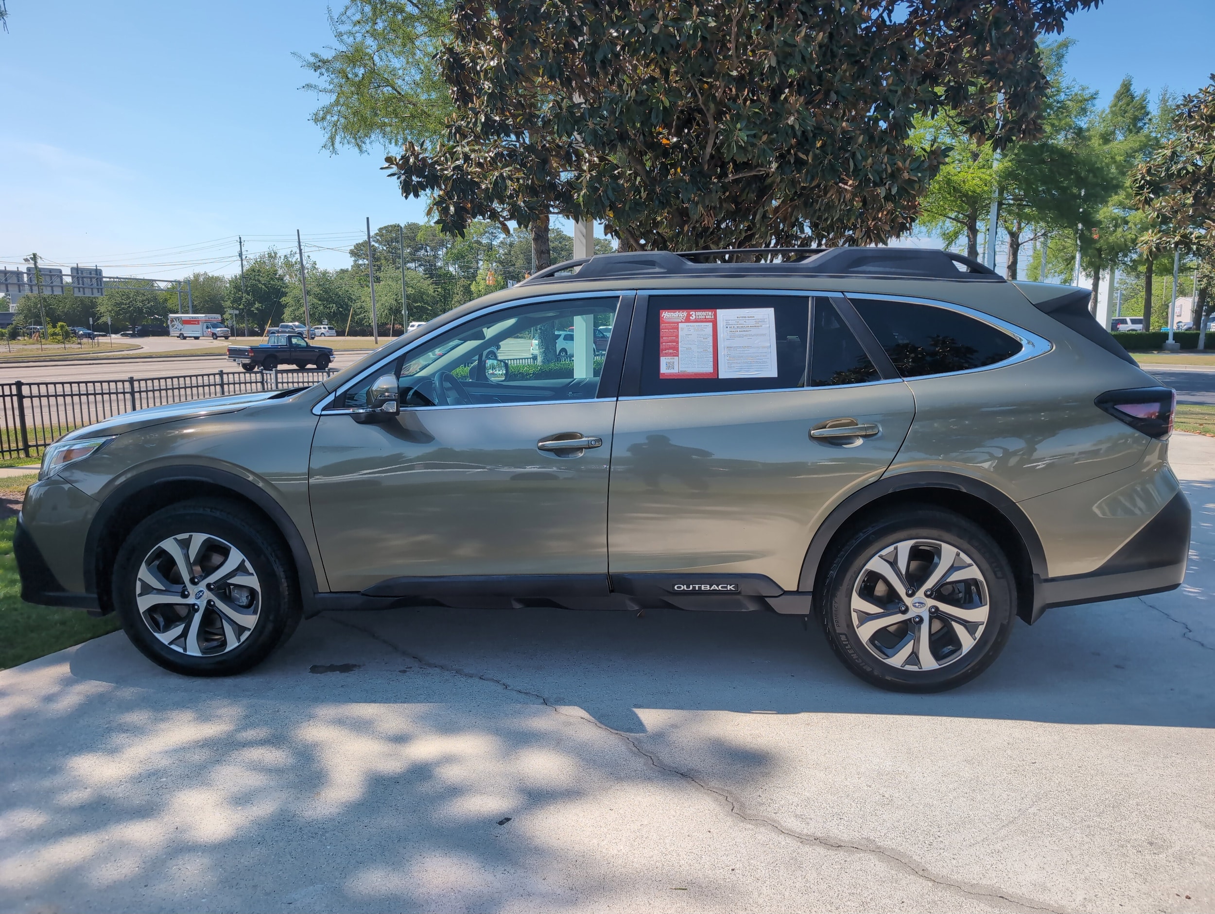 2020 Subaru Outback Limited photo 6