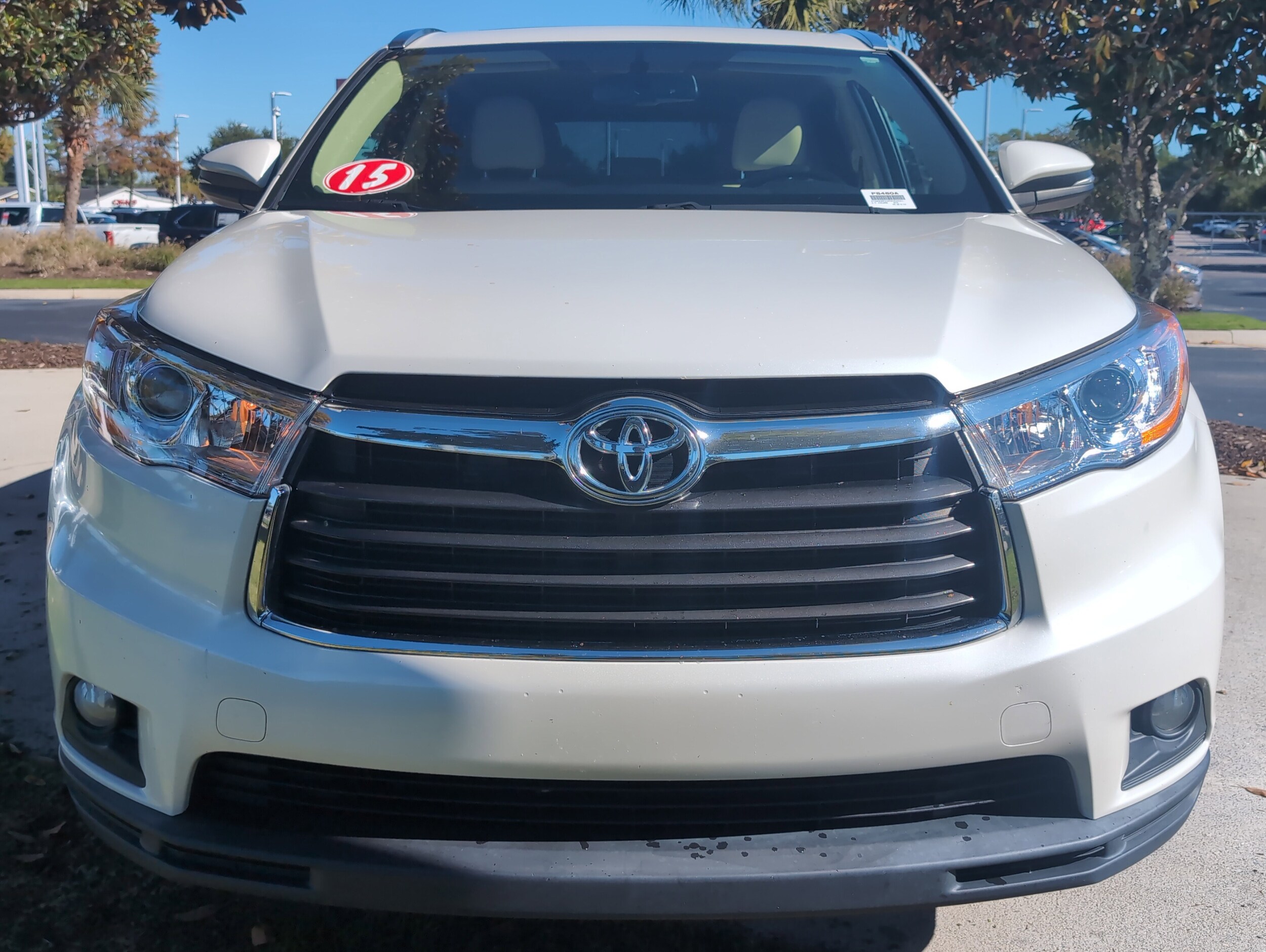 2015 Toyota Highlander XLE photo 2