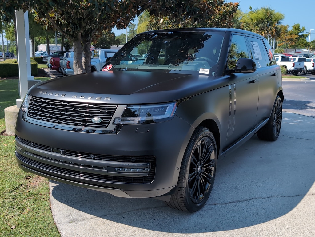 Used 2025 Land Rover Range Rover SE SUV