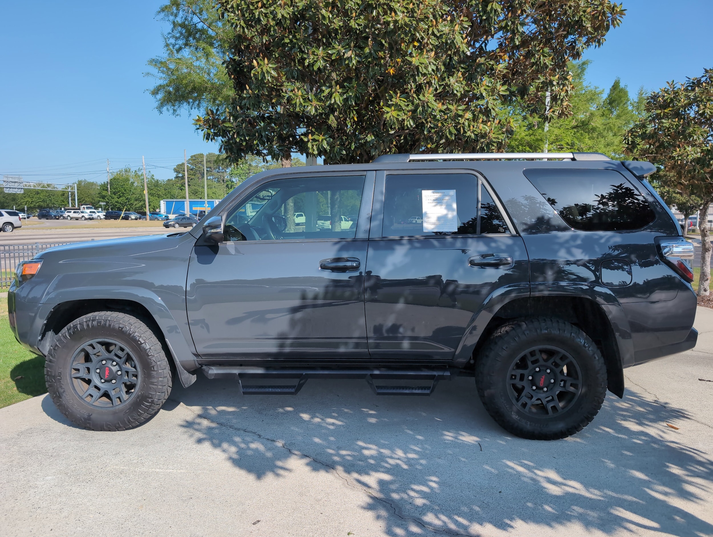 2024 Toyota 4Runner SR5 Premium photo 6