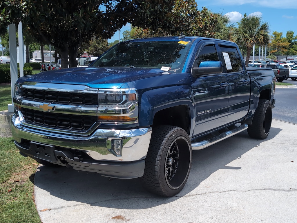 Used 2018 Chevrolet Silverado 1500 LT Pickup