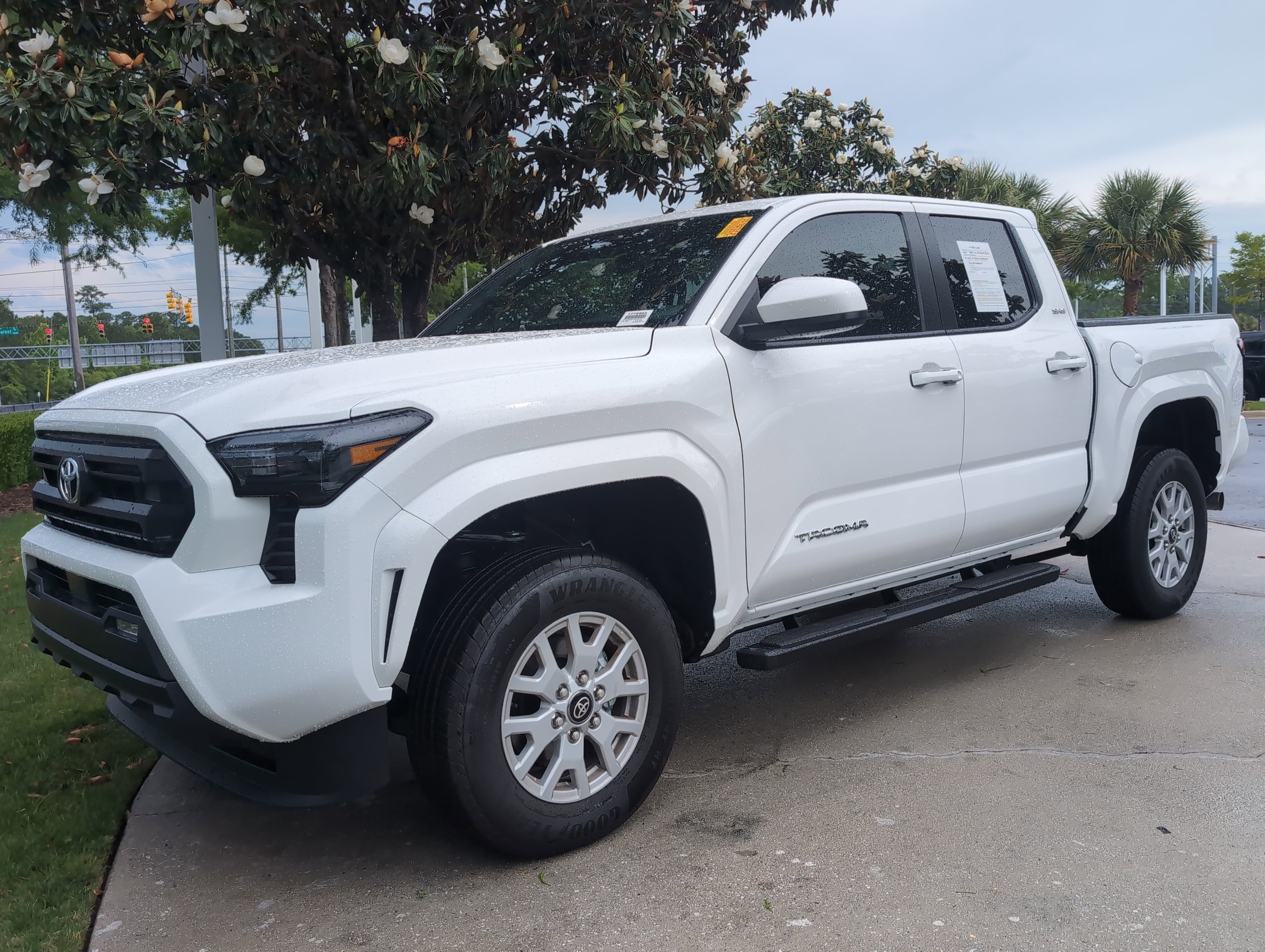2026 Toyota Tacoma 2WD SR5 photo 5