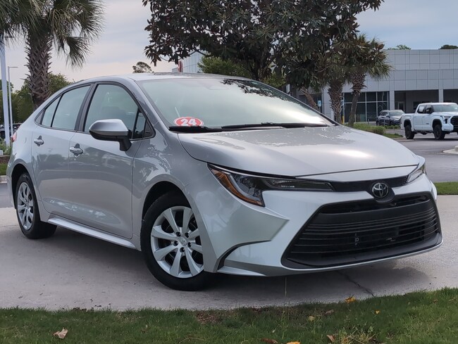 2024 Toyota Corolla LE Sedan