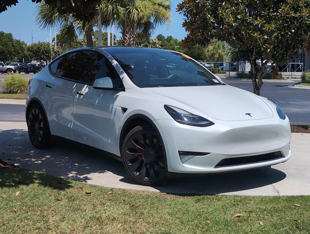Used 2022 Tesla Model Y Performance SUV