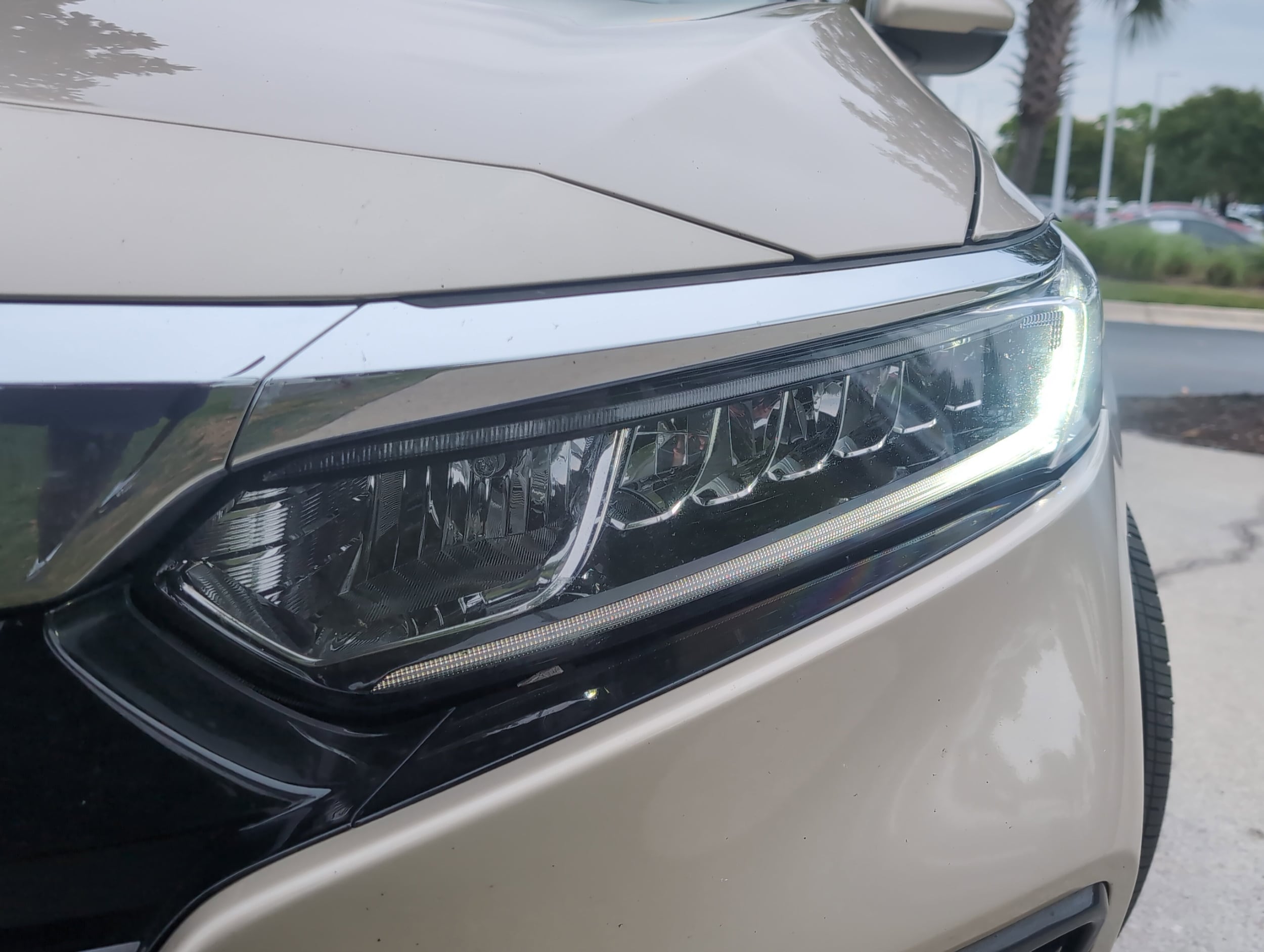 2018 Honda Accord EX-L 1.5T photo 5